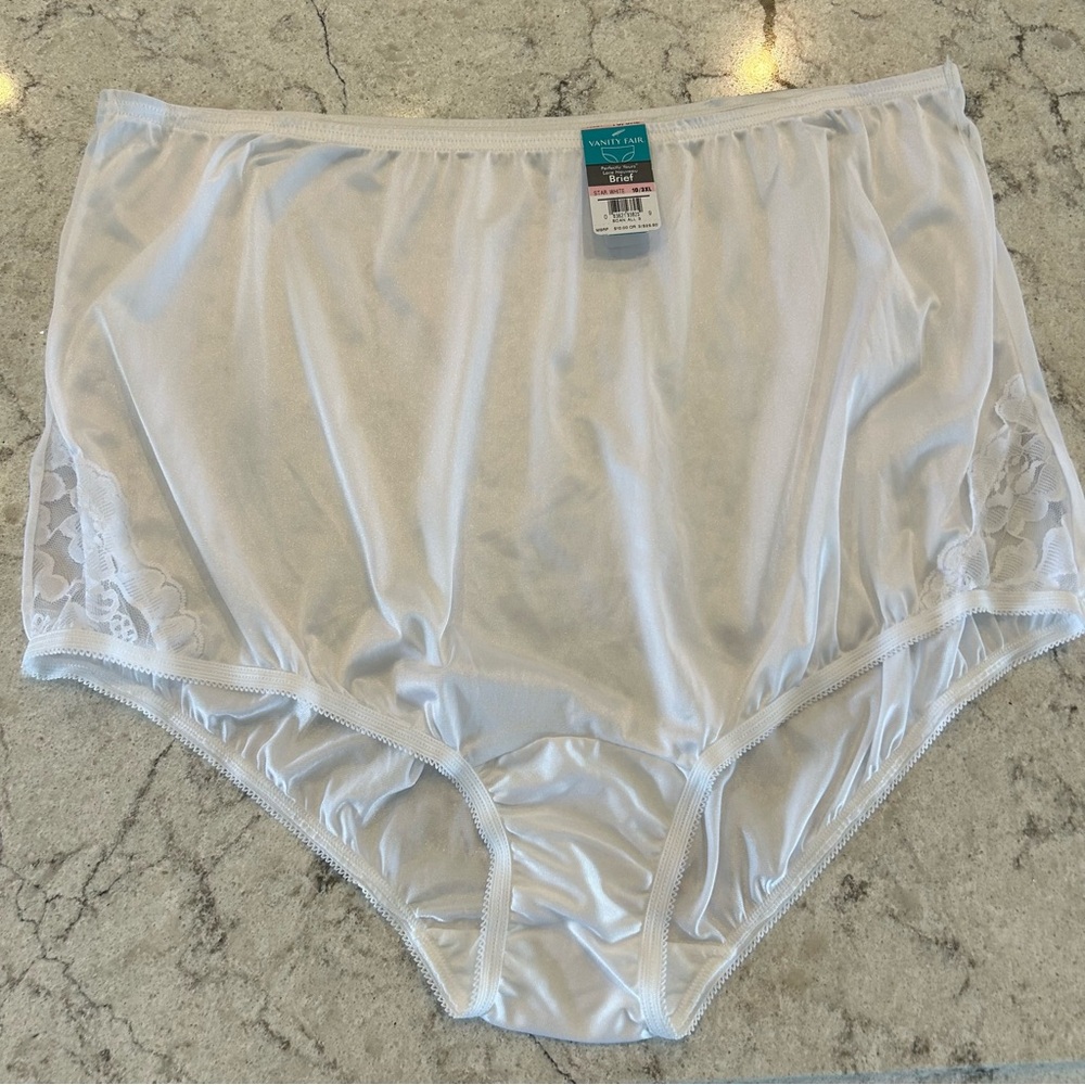 Vanity Fair White Classic Full-Coverage Panties NEW